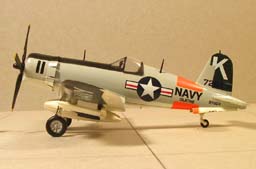 f4u-4